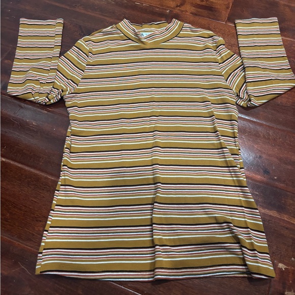 Zara Tops - Zara NWOT Striped 3/4 sleeve top, Medium